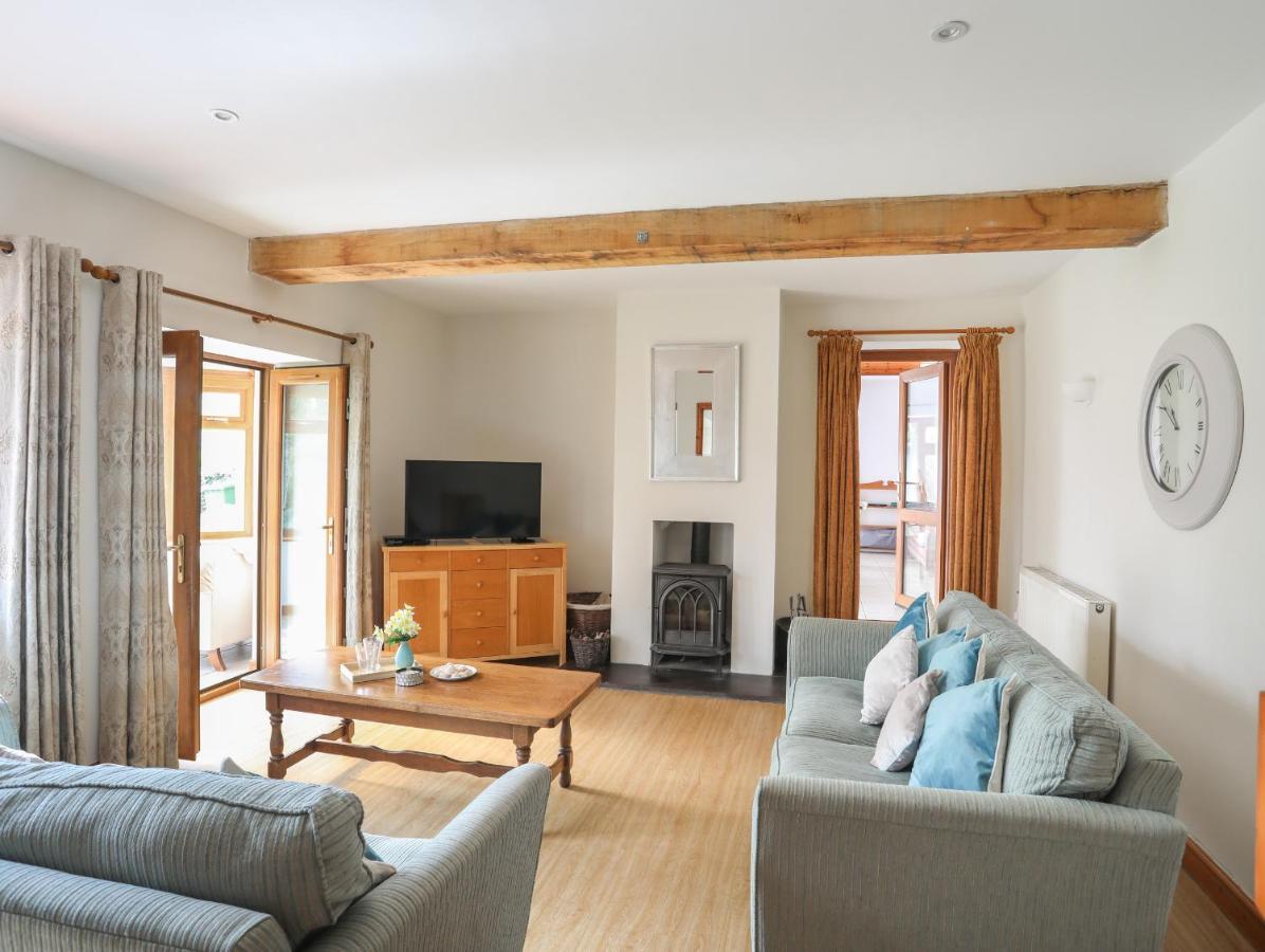 Villa Long House Beaumaris Esterno foto