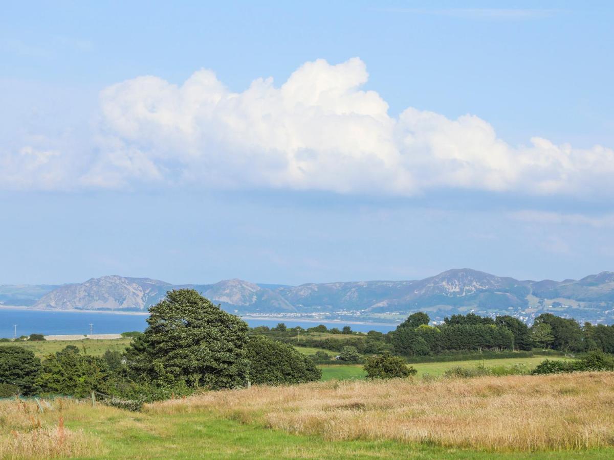 Villa Long House Beaumaris Esterno foto